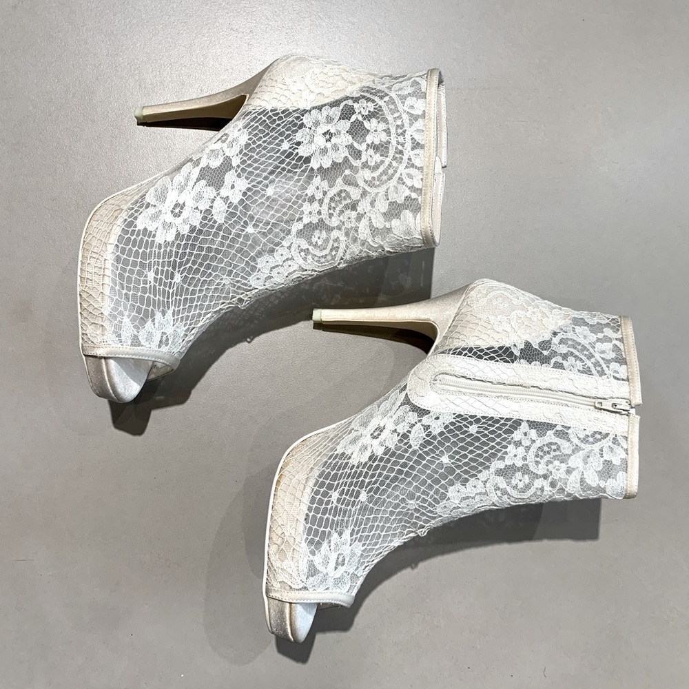 Ivory Shoes🤍